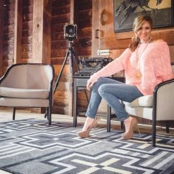 American Dakota Textiles Trader Collection: Bounty Gray Area Rugs Decor