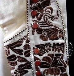 Scully Leather Company Men's Vintage Western Shirt Collection: Scully Gunfighter Cream & Saddle Brown Embroidered & Fancy Western Shirts