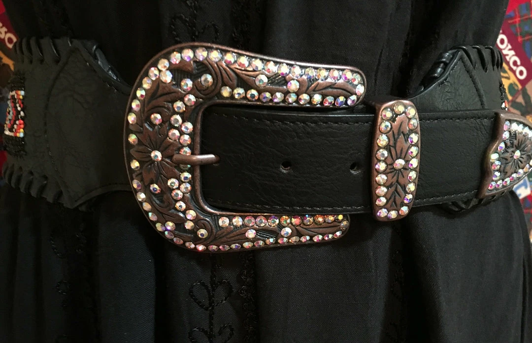 OutWest Shop Western Fashion Belt Accessory: Beaded Ladies' 7 OutWest Shop Western Fashion Belt Accessory: Beaded Ladies'