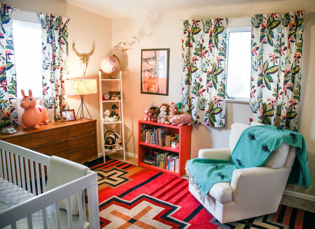 American Dakota Textiles Trader Collection: Bounty Red Area Rugs 7 American Dakota Textiles Trader Collection: Bounty Red Area Rugs