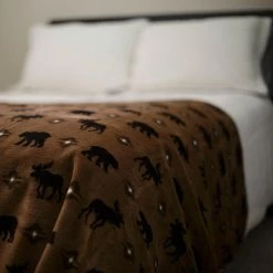 Denali Blankets Collection: Wilderness Walk Decor