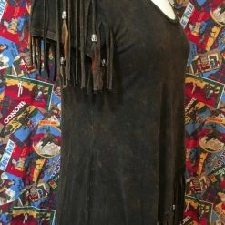 Pat Dahnke Distressed Brown Feathered Fringed Short Sleeve Top