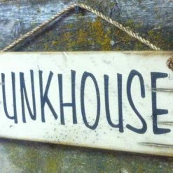 OutWest Shop Wall Sign Barn: Bunkhouse Decor