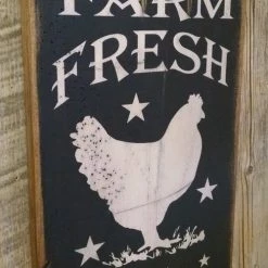 OutWest Shop Decor Wall Sign Barn: Farm Fresh Eggs