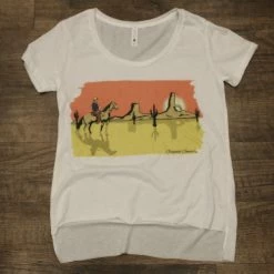 Original Cowgirl Clothing T-Shirts: Vaquero Desert Sunset Top